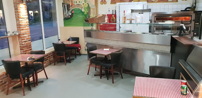 Opinii despre Mega Pizza în København - Gastronomi og hotelvirksomhed