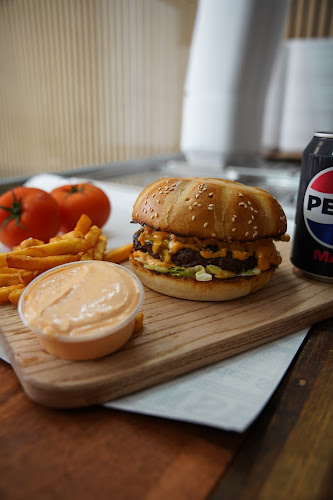 Opinii despre Markus Pita & Burger în Hadsten - Gastronomi og hotelvirksomhed