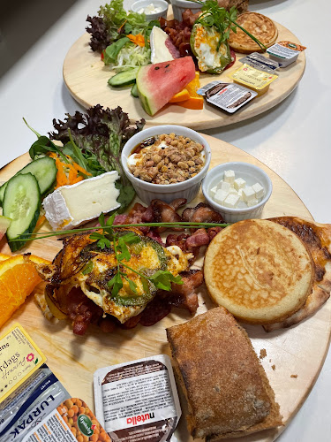 Comentarii opinii despre Café Rendezvous Pizza & Steak House