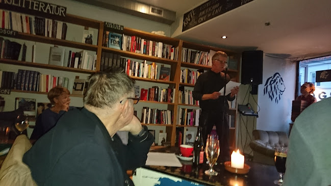 Comentarii opinii despre Løve’s Bog- og Vincafé