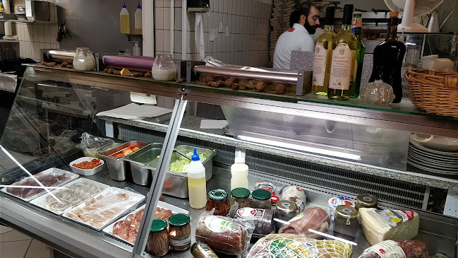 Piccola Pizza - Gastronomi og hotelvirksomhed