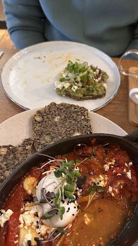Ø12 Coffee and Eatery - Gastronomi og hotelvirksomhed
