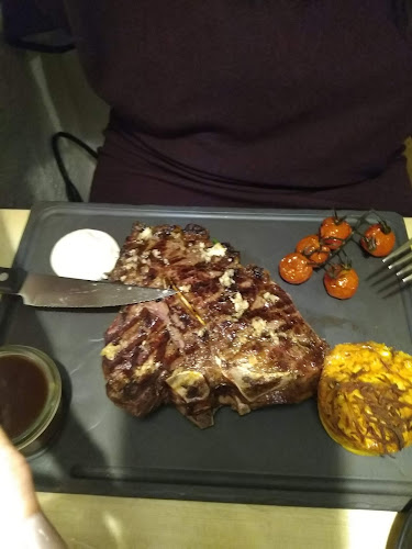 Restaurant Raadhuskælderen - Gastronomi og hotelvirksomhed