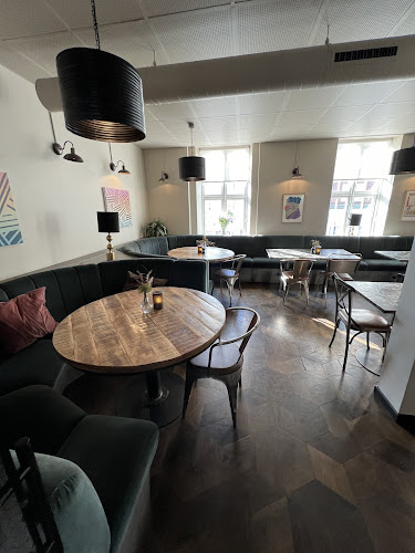 For Enden Af Gaden - Gastronomi og hotelvirksomhed