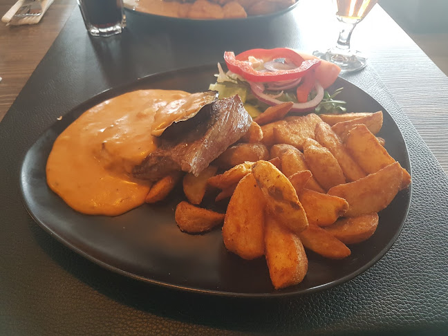 Lystrup Café & Familierestaurant - Gastronomi og hotelvirksomhed