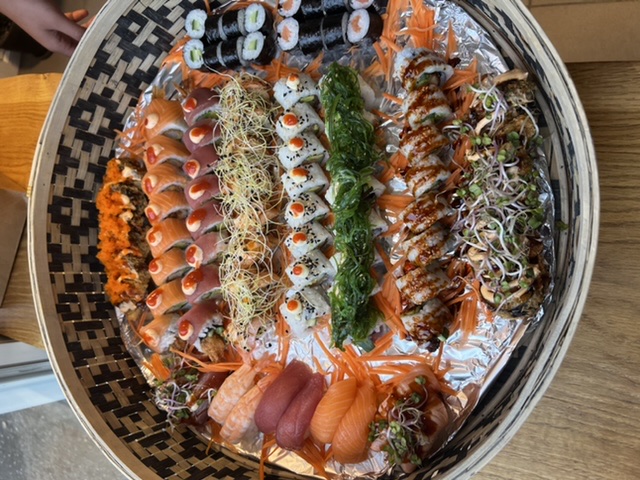 Pumpuithaisushi - Gastronomi og hotelvirksomhed