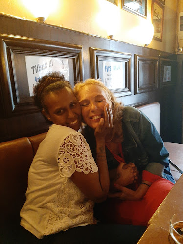 Opinii despre Den Hvide Hest în Aarhus - Gastronomi og hotelvirksomhed