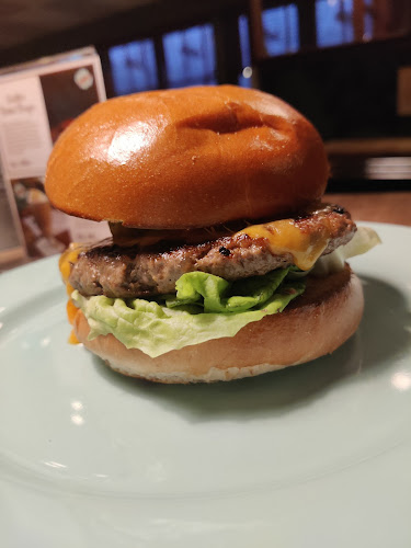 Sallie’s Restaurant & Snack Bar - Gastronomi og hotelvirksomhed