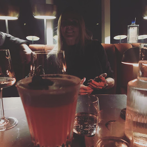 SUKAIBA - Gastronomi og hotelvirksomhed