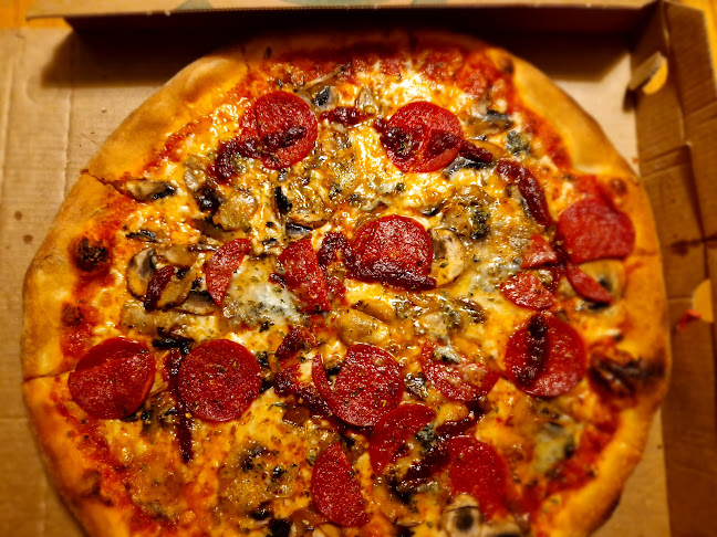 Ålholm Pizza & Grill - København