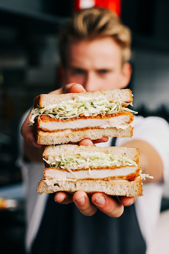 Comentarii opinii despre Hubb Kitchens