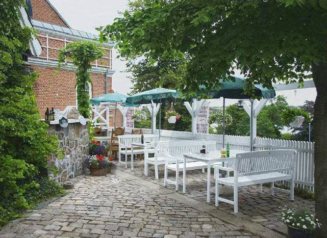 Brygger Bauers Grotter - Gastronomi og hotelvirksomhed