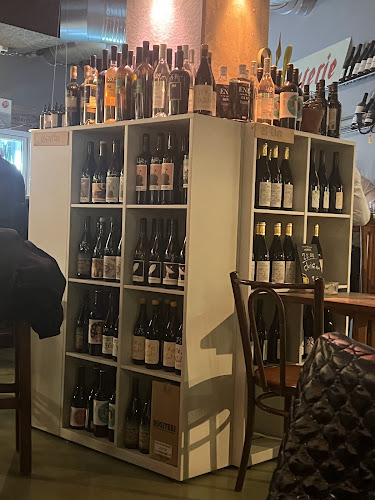 Centralen - Husted Vin - Gastronomi og hotelvirksomhed