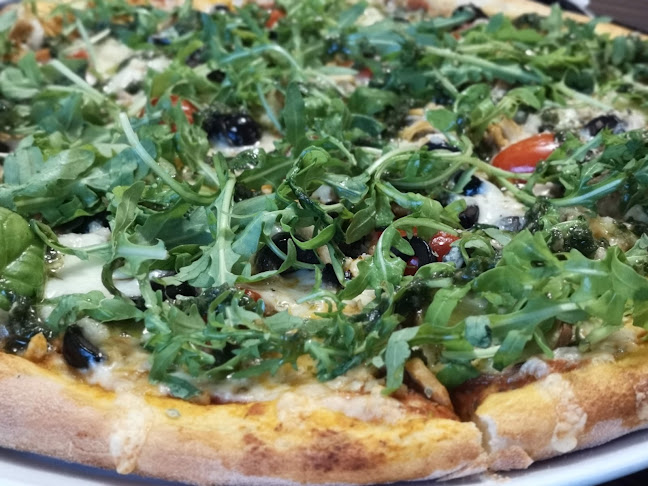 Opinii despre Pizza & Kebab World Rødovre în Rødovre - Gastronomi og hotelvirksomhed