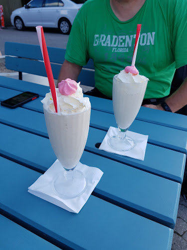 Comentarii opinii despre Sallie’s Restaurant & Snack Bar