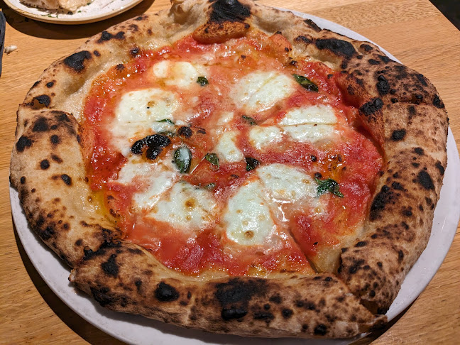 Opinii despre SURT în København - Gastronomi og hotelvirksomhed