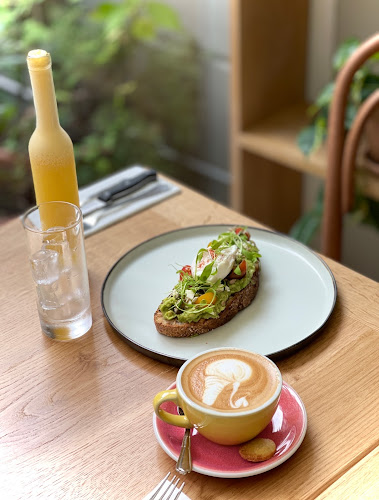 Ø12 Coffee and Eatery