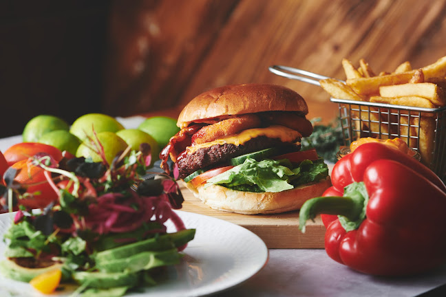 Cafe Oscar - Gastronomi og hotelvirksomhed