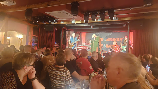 Opinii despre Ganløse Kro în Stenløse - Gastronomi og hotelvirksomhed