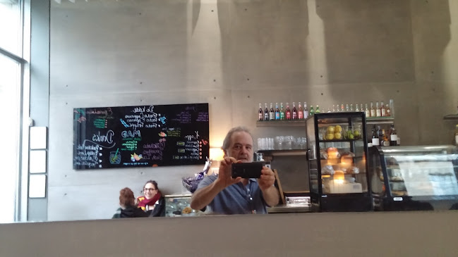 Chez Désirée // Café & Bar à Vin - Gastronomi og hotelvirksomhed