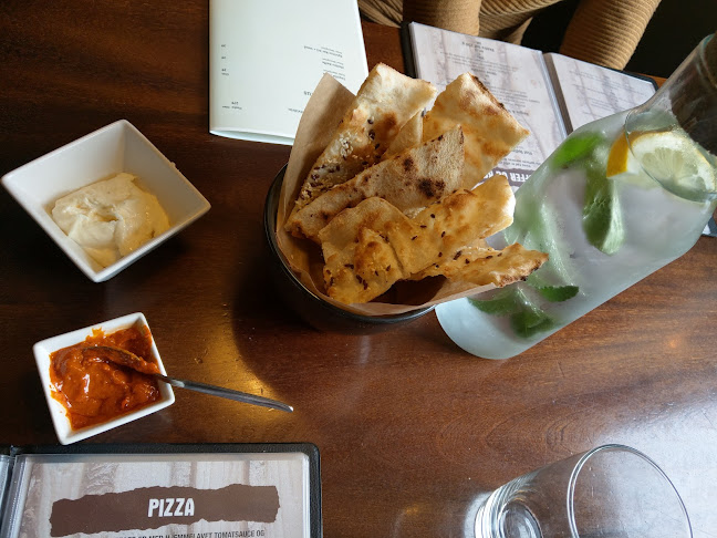 Perron 1 - Gastronomi og hotelvirksomhed