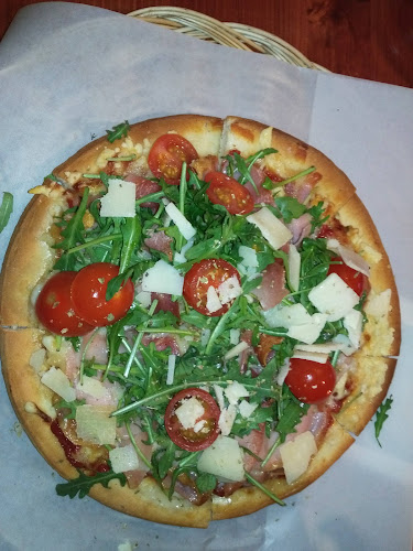 Opinii despre Mackies Pizza & Cantina în Aarhus - Gastronomi og hotelvirksomhed