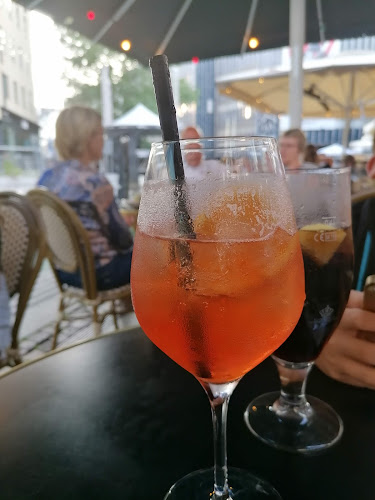 Café Sidewalk - Gastronomi og hotelvirksomhed