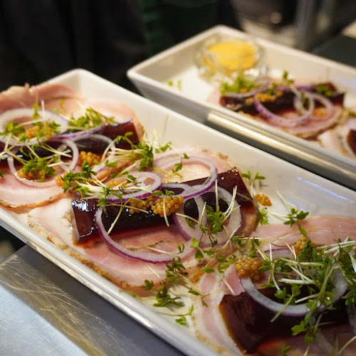 Comentarii opinii despre Boulevarden129