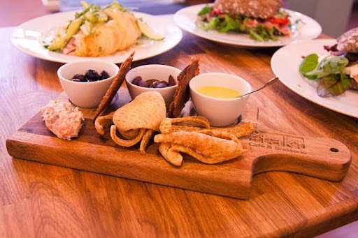 Opinii despre 2takt Café & Brasserie în Frederikshavn - Gastronomi og hotelvirksomhed