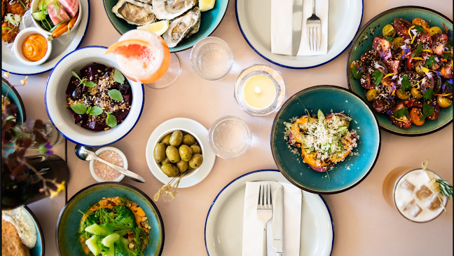 Opinii despre Yellow în København - Gastronomi og hotelvirksomhed