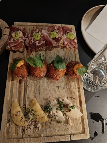 Comentarii opinii despre Basso