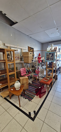 Shop Reinholdt på Gen&Brug - Nyborg