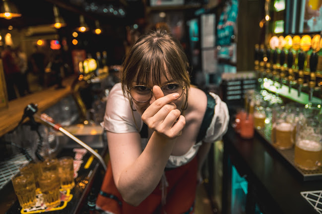 Zwei Grosse Bierbar Aalborg ApS