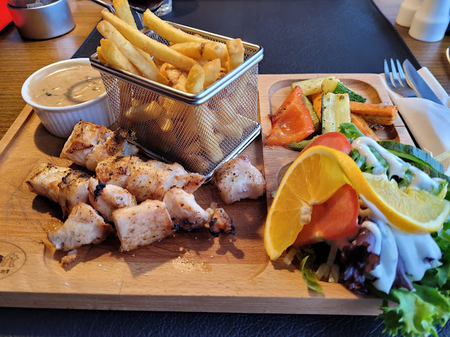 Assentoft Cafe & Restaurant - Gastronomi og hotelvirksomhed