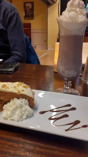 Café Crema - Gastronomi og hotelvirksomhed