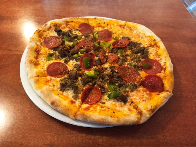 Opinii despre Cafe - Kebabhouse v/Musa Yildirim în Taastrup - Gastronomi og hotelvirksomhed