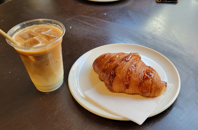 Comentarii opinii despre Democratic Coffee