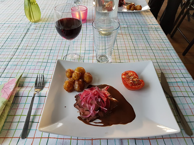 Opinii despre Hotel Femern & Restaurant Brasserie în Holeby - Gastronomi og hotelvirksomhed