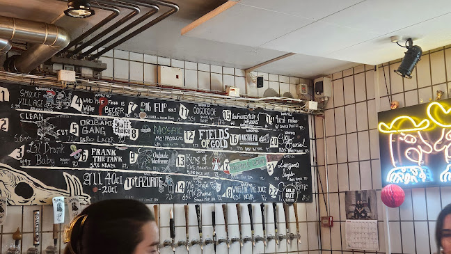 Comentarii opinii despre Warpigs Brewpub