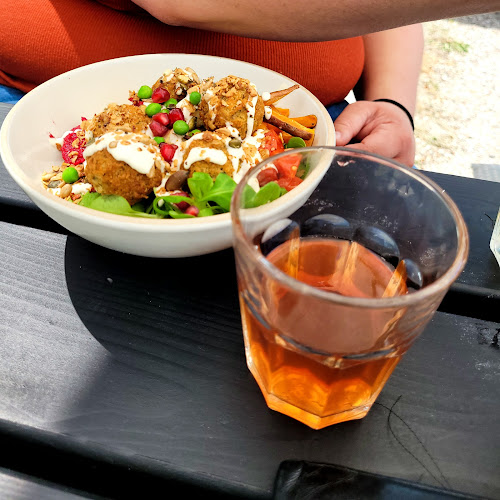 OM Café - Gastronomi og hotelvirksomhed