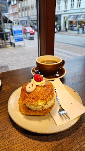 SchweizerBageriet ApS - Gastronomi og hotelvirksomhed