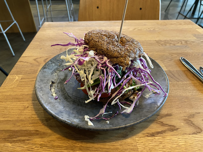 C S, Ørestads Blvd. 102, 2300 København