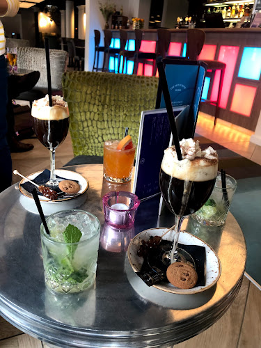 Comentarii opinii despre Absalon Bar