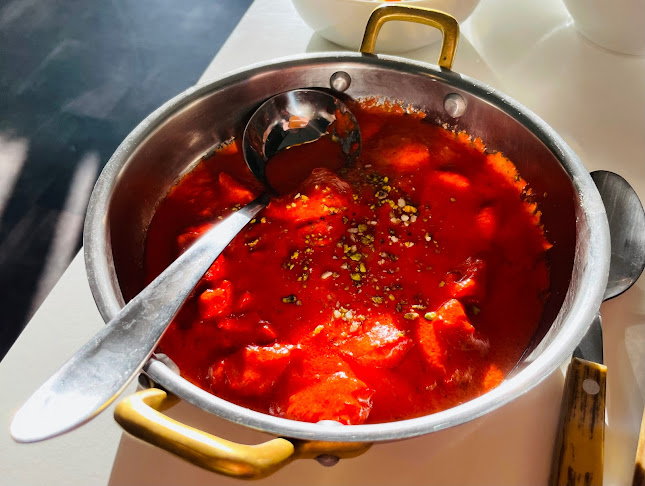 Lazzat - Gastronomi og hotelvirksomhed