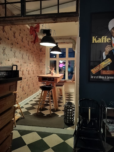 Comentarii opinii despre Bertels Kager