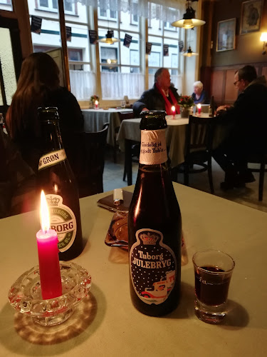 Opinii despre Cafe Valdemar în Helsingør - Gastronomi og hotelvirksomhed