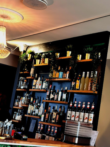 Comentarii opinii despre Nori Bar