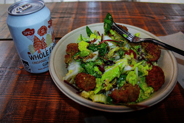 Comentarii opinii despre We Feat