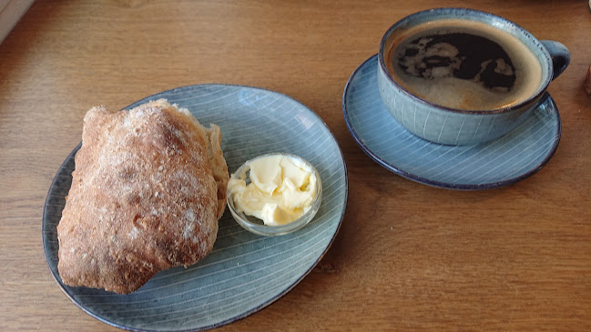 Comentarii opinii despre Cafe Karisma