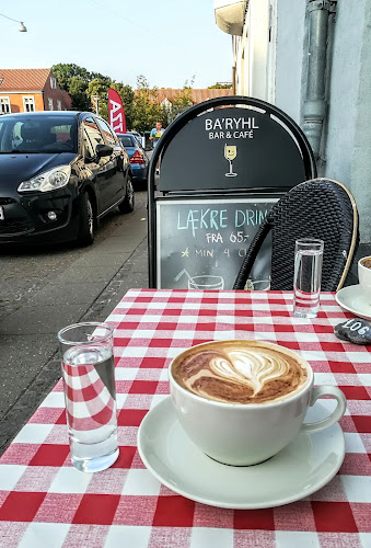 Comentarii opinii despre Ba'ryhl Bar & Café